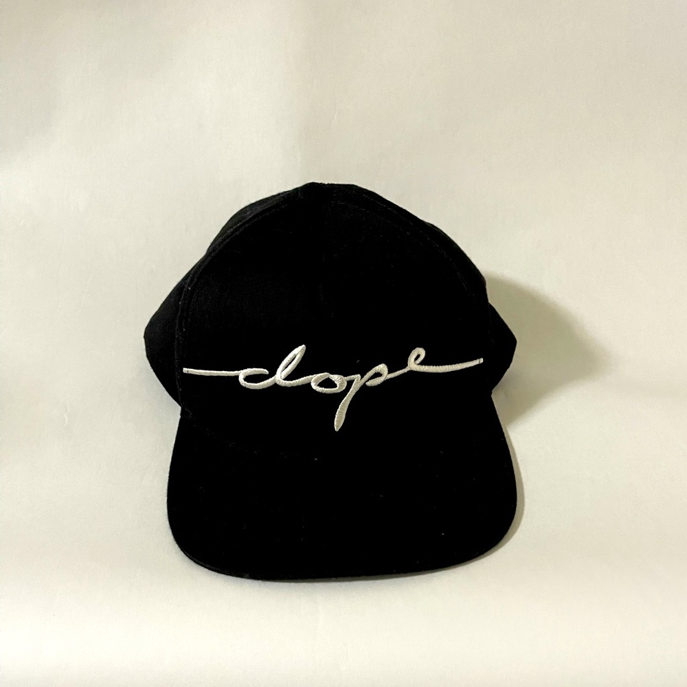 all black snap back hat